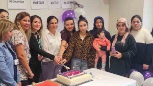 Fethi Sekin Şehir Hastanesinde Dünya Prematüre Günü kutlandı